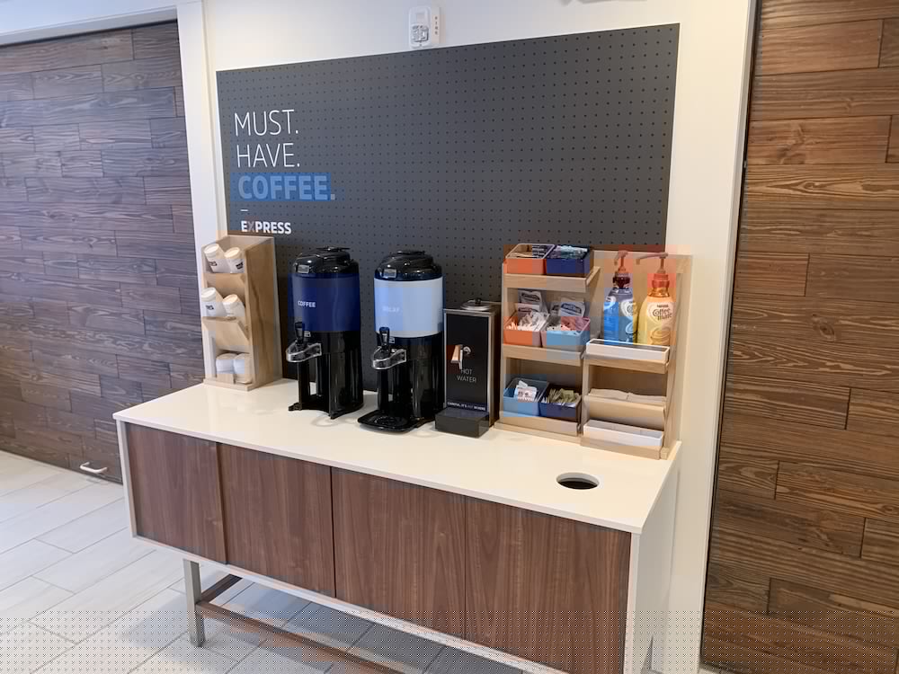 holiday inn exp and sts wilmington west medical park