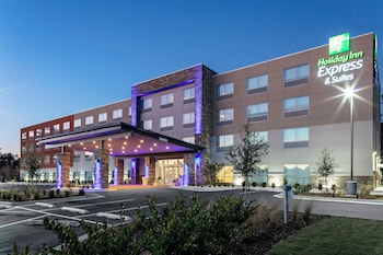 Holiday Inn Exp & Sts Wilmington West-Medical Park,Wilmington>>New Hanover County,2.5 star