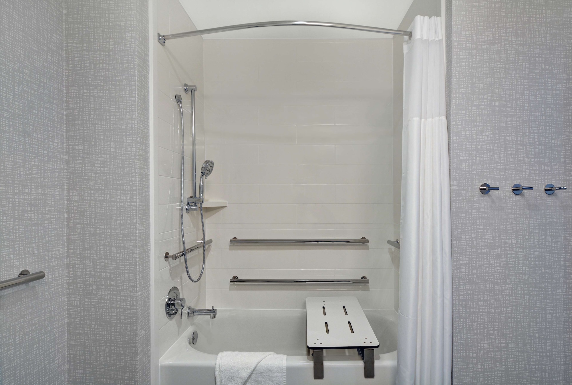 hampton inn and suites middleburg