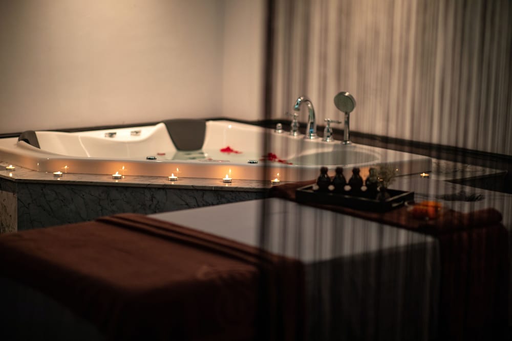 la sinfonia del rey hotel and spa
