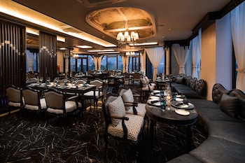 la sinfonia del rey hotel and spa