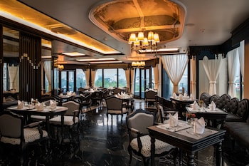 la sinfonia del rey hotel and spa