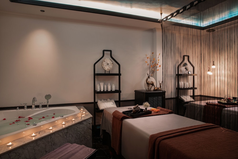 la sinfonia del rey hotel and spa