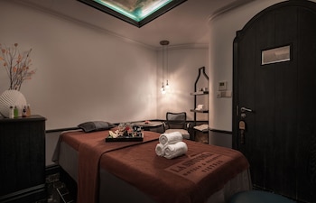 la sinfonia del rey hotel and spa