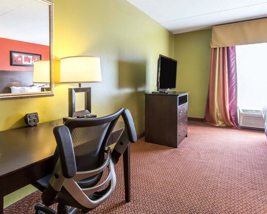 comfort suites east