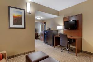 comfort suites north