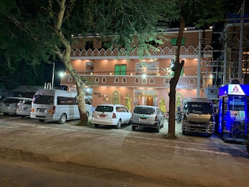 bagan comfort hotel