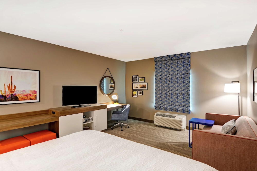 hampton inn and suites tucson tech park