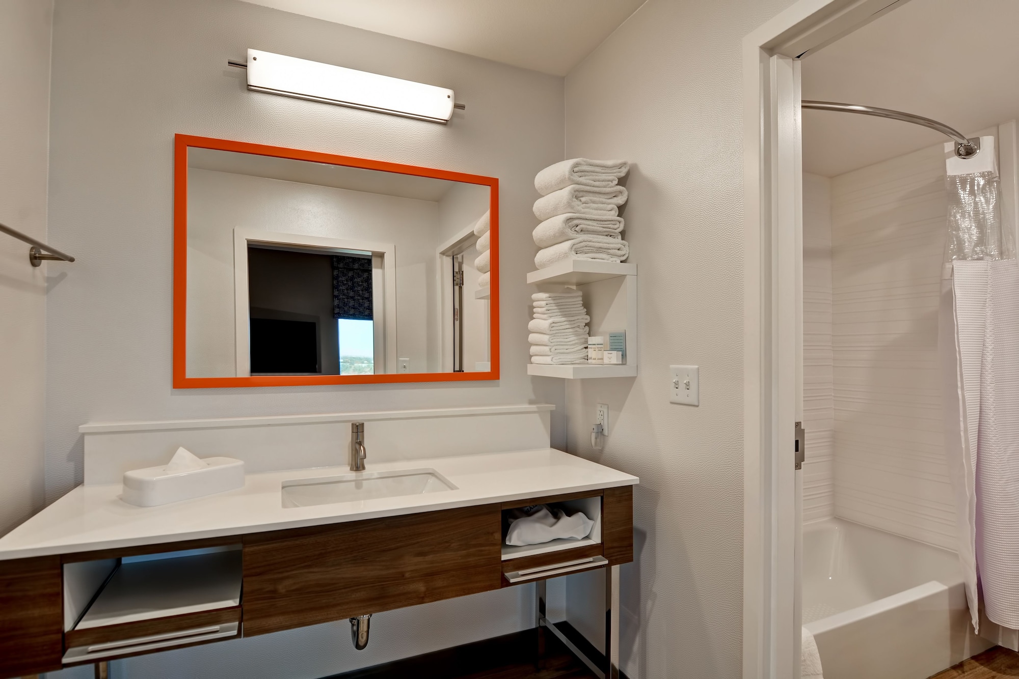 hampton inn and suites tucson tech park