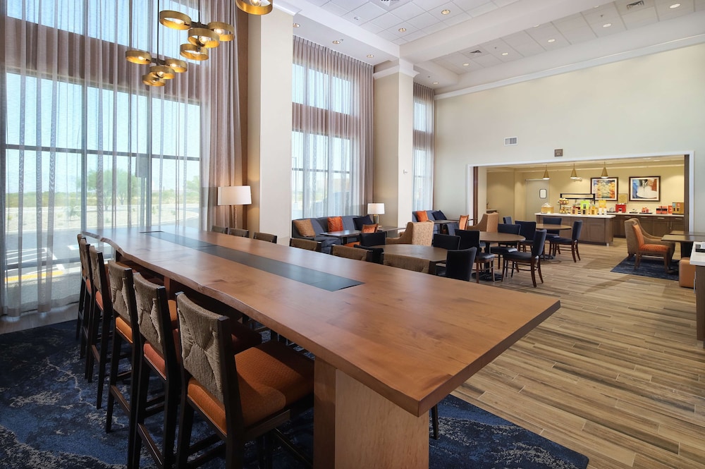 hampton inn and suites tucson tech park