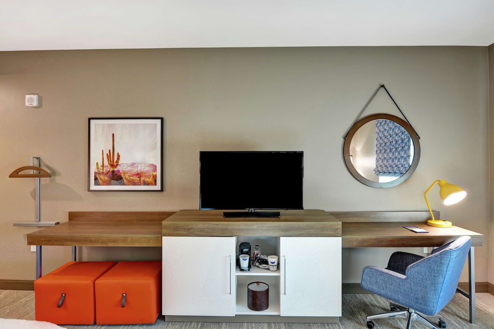 hampton inn and suites tucson tech park