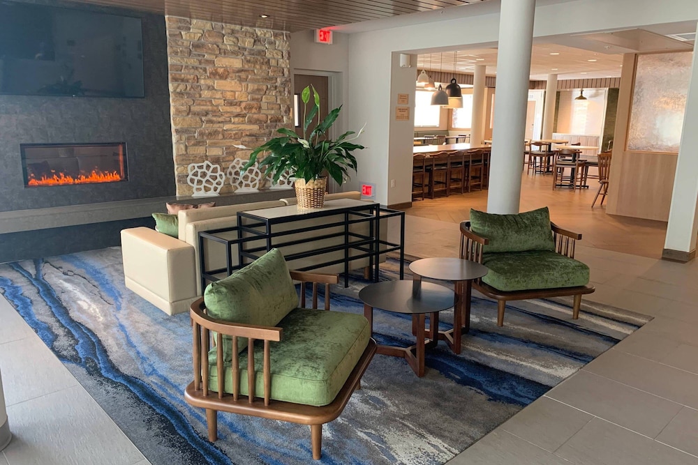 fairfield inn and suites by marriott whitewater