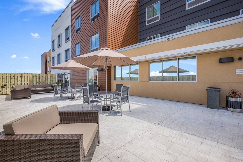 fairfield inn and suites by marriott whitewater