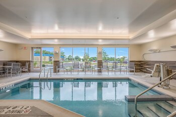 fairfield inn and suites by marriott whitewater