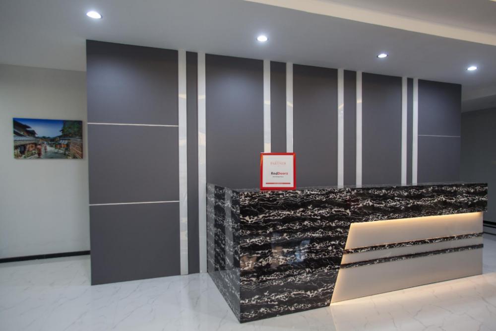 reddoorz plus near politeknik negeri malang
