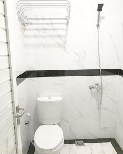 reddoorz plus near politeknik negeri malang