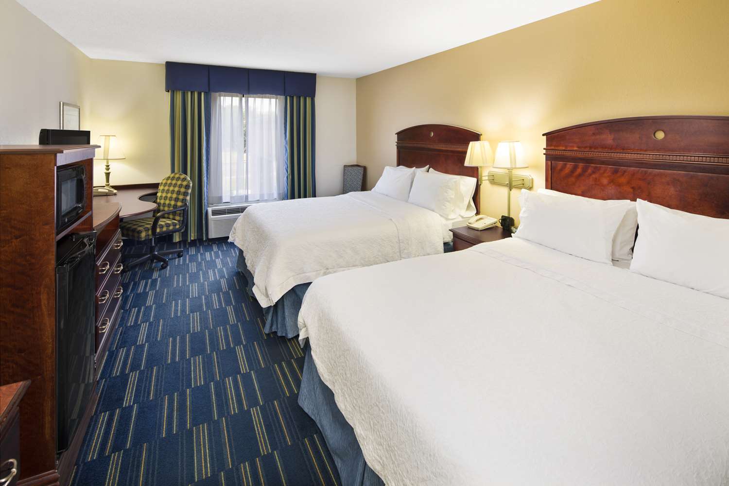 hampton inn hinesville