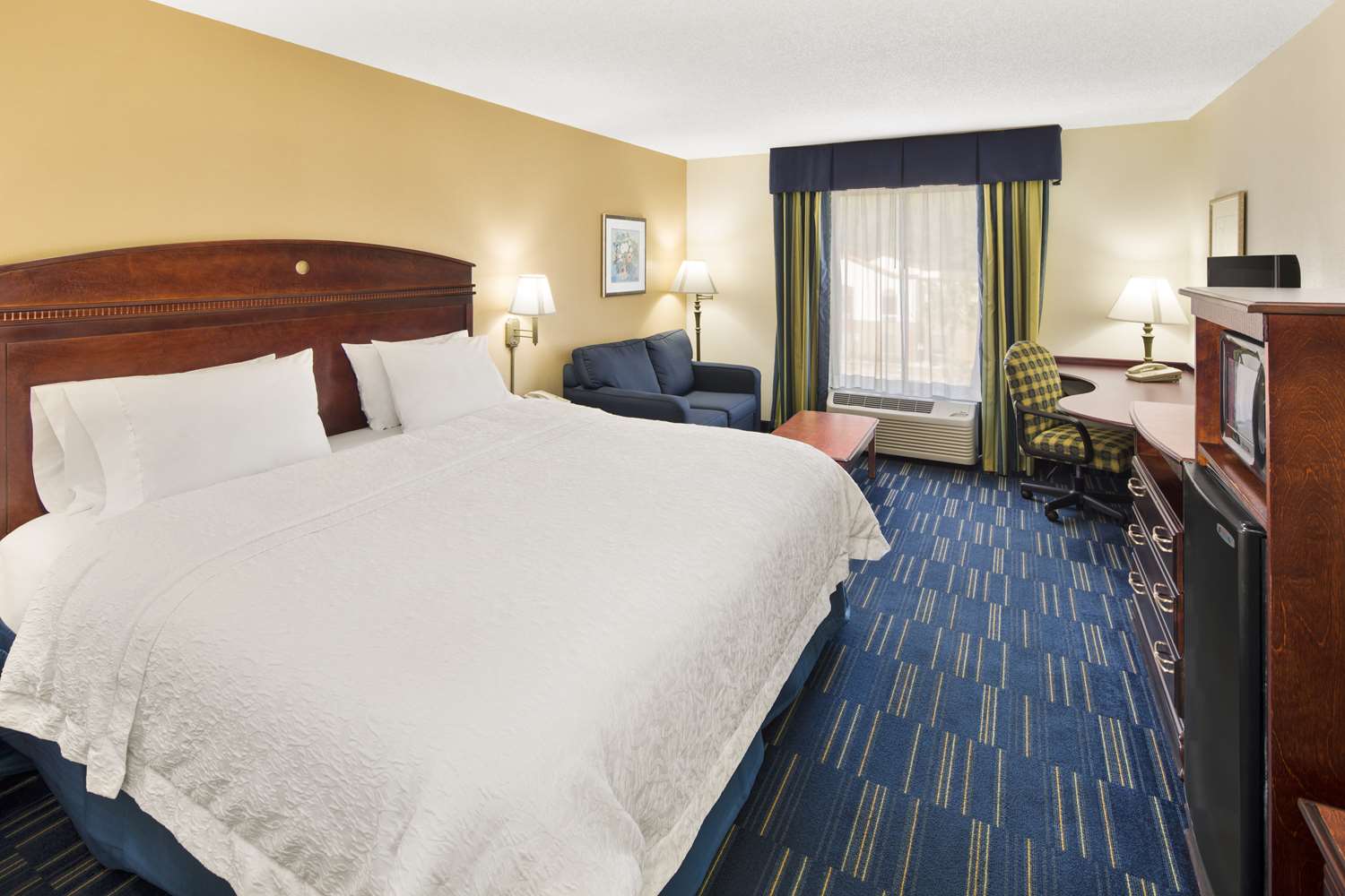 hampton inn hinesville