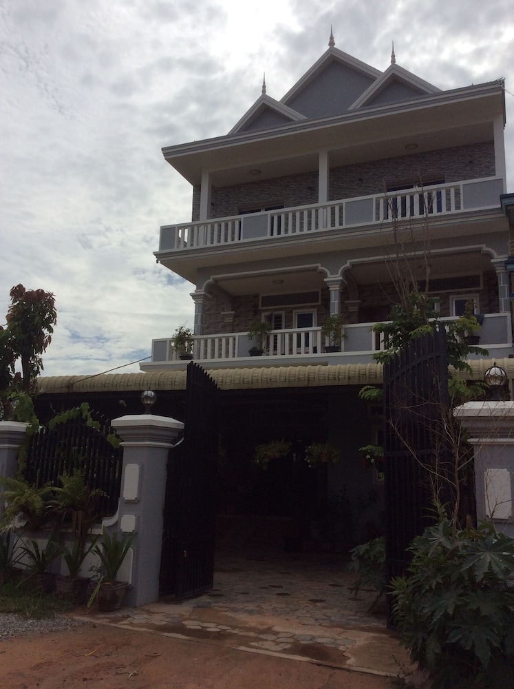 realkhom homestay