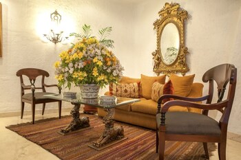antara hotel and suites miraflores