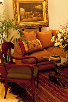antara hotel and suites miraflores