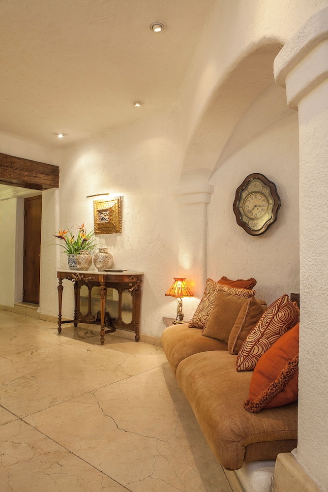 antara hotel and suites miraflores