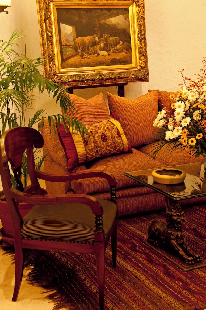 antara hotel and suites miraflores