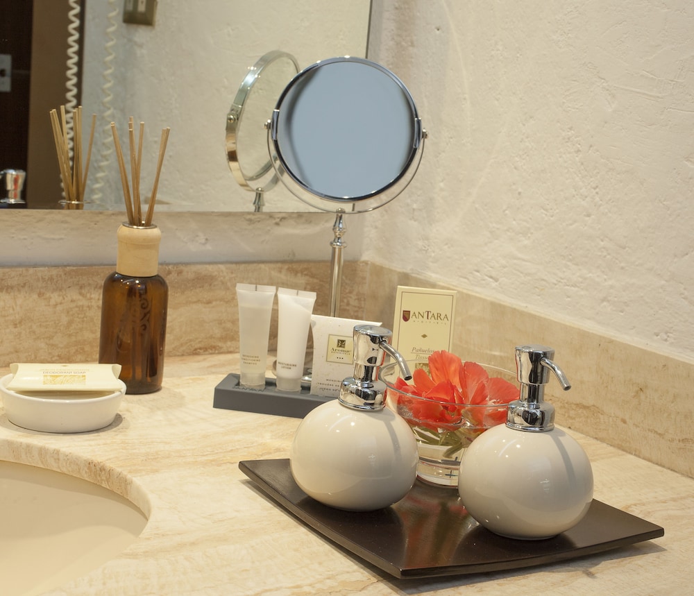 antara hotel and suites miraflores