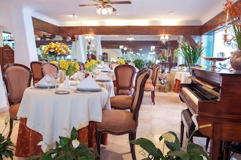 antara hotel and suites miraflores