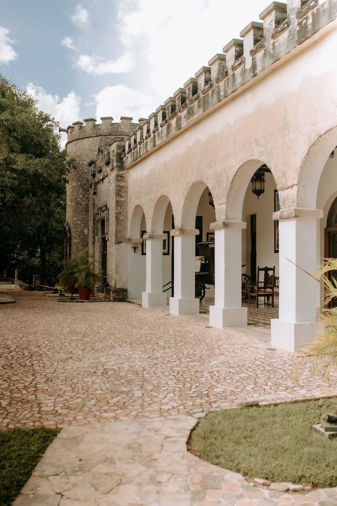 hacienda kaan ac