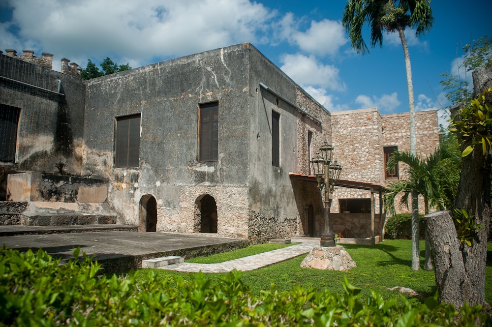 hacienda kaan ac