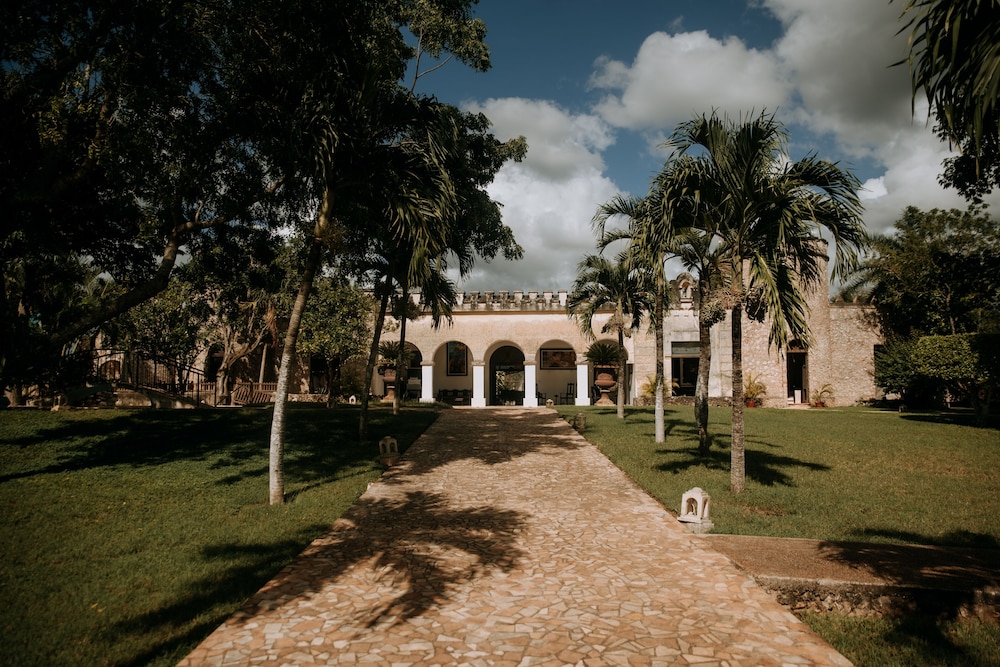 hacienda kaan ac