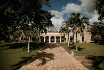 hacienda kaan ac