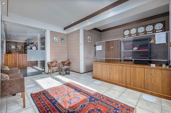 alpine lounge hotel and restaurant