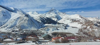 alpine lounge hotel and restaurant