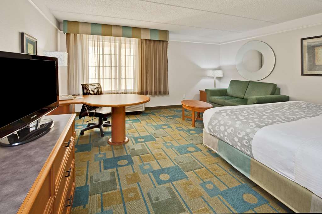 la quinta inn and suites by wyndham ft lauderdale airport
