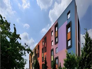 hotel color