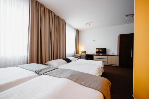 hotel color