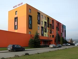 hotel color