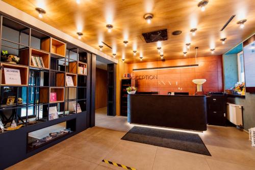 hotel color