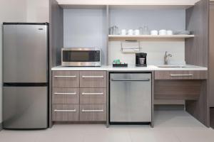 home2 suites by hilton orlando near ucf