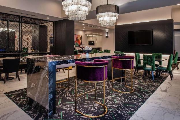 hampton inn and suites winston salem downtown