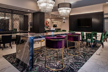 hampton inn and suites winston salem downtown