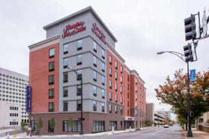 hampton inn and suites winston salem downtown