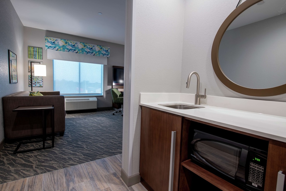 hampton inn and suites duncanville dallas