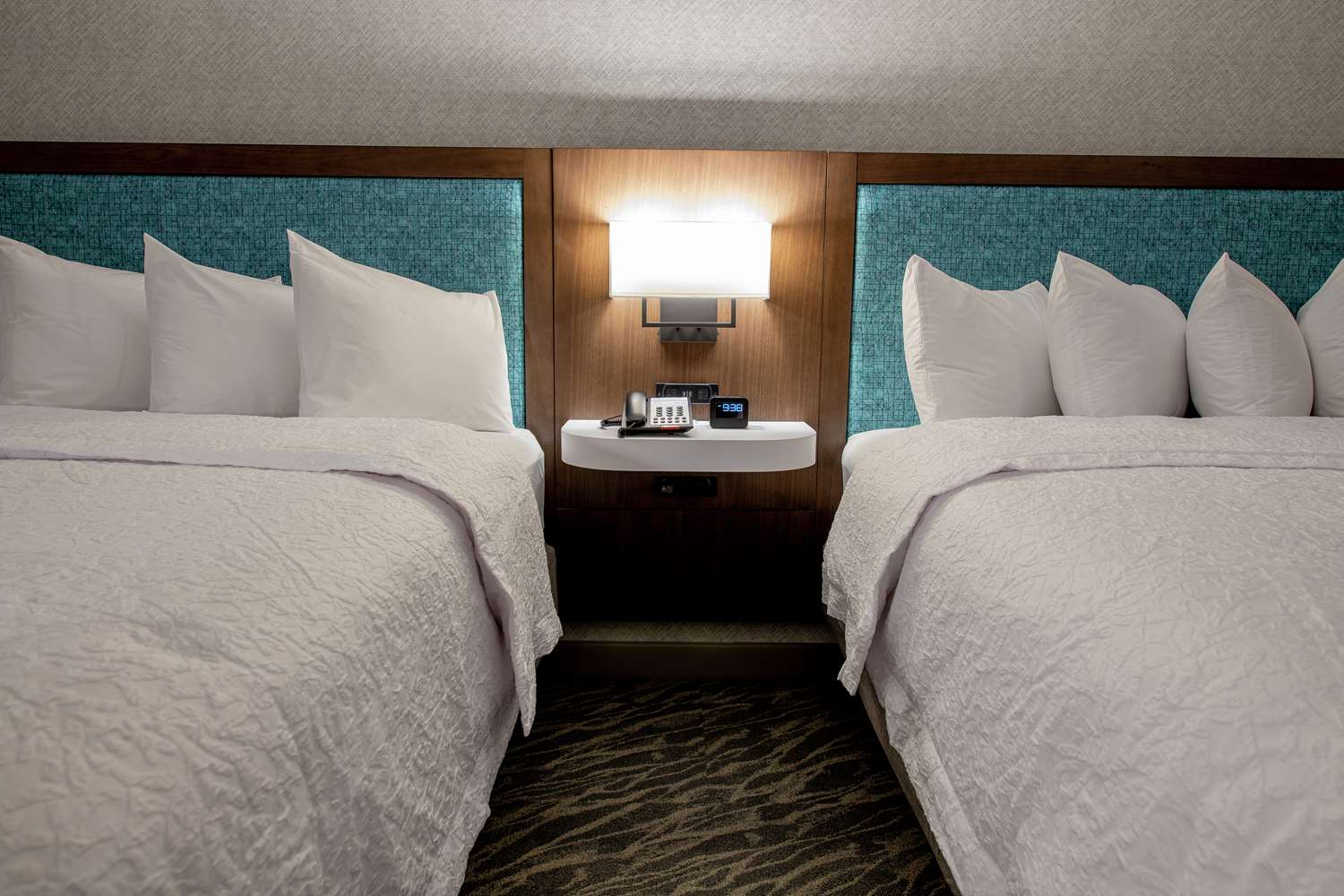 hampton inn and suites duncanville dallas