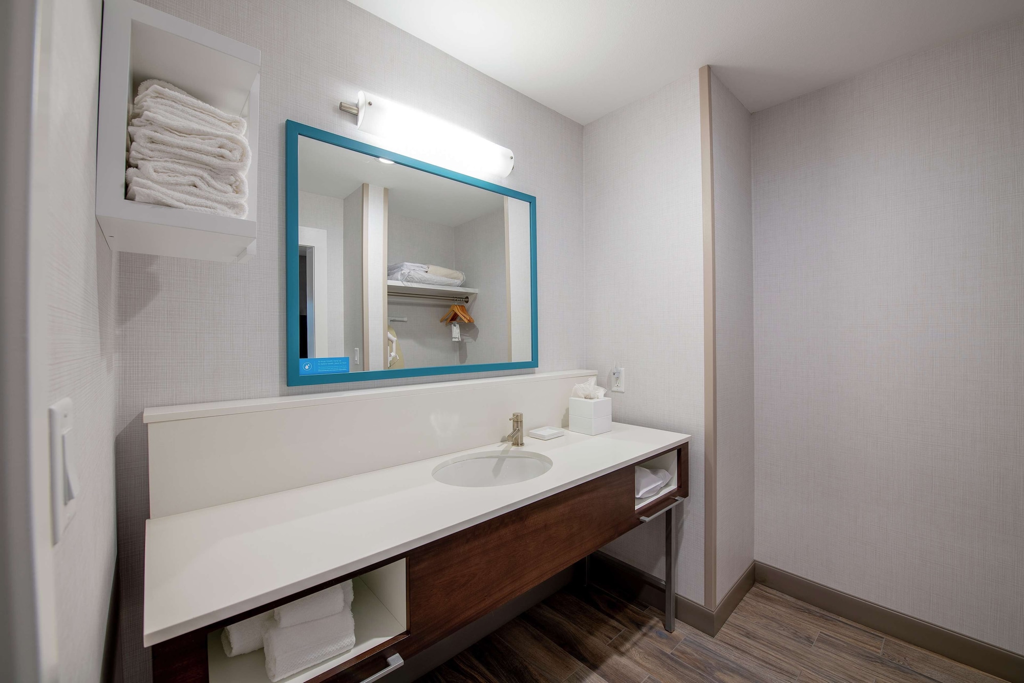 hampton inn and suites duncanville dallas