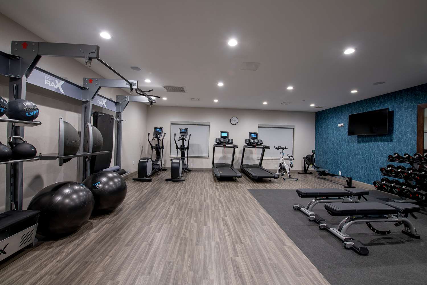 hampton inn and suites duncanville dallas
