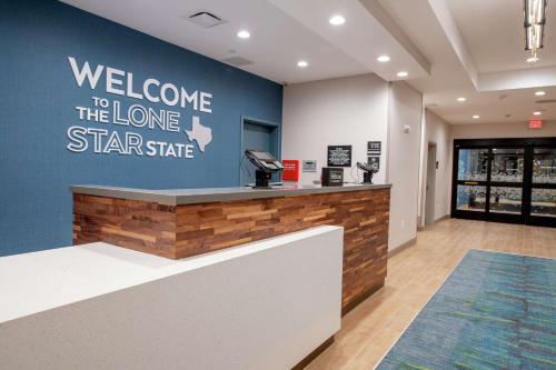 hampton inn and suites duncanville dallas