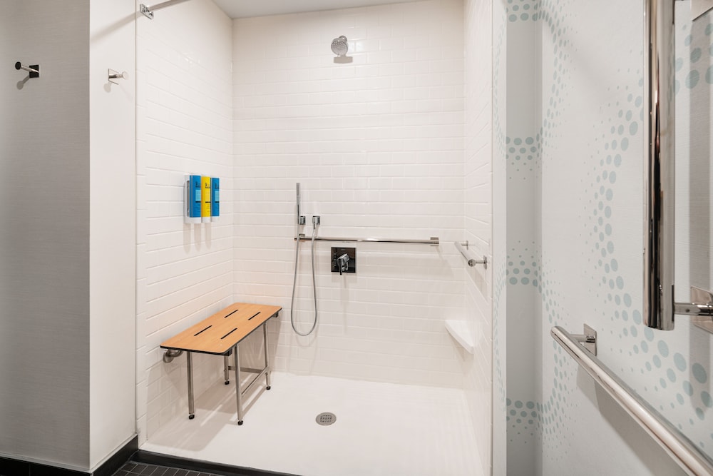 home2 suites by hilton denver downtown convention center